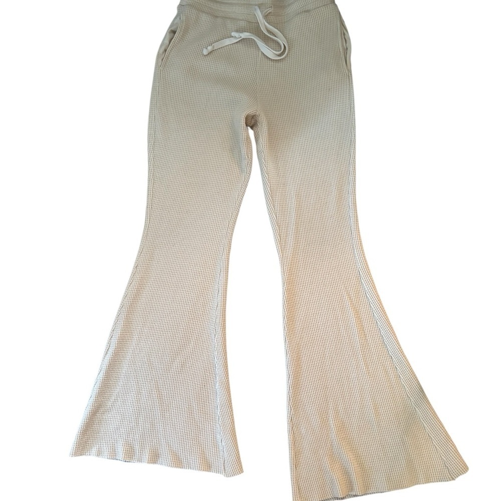 American Eagle AEO Waffle Knit Pull On Flare Pant Sz M Cream Casual Stretch